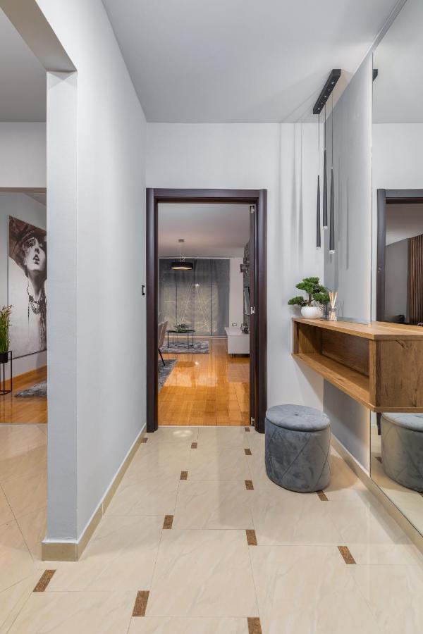 Lux Apartment Teo - New Πούλα Εξωτερικό φωτογραφία
